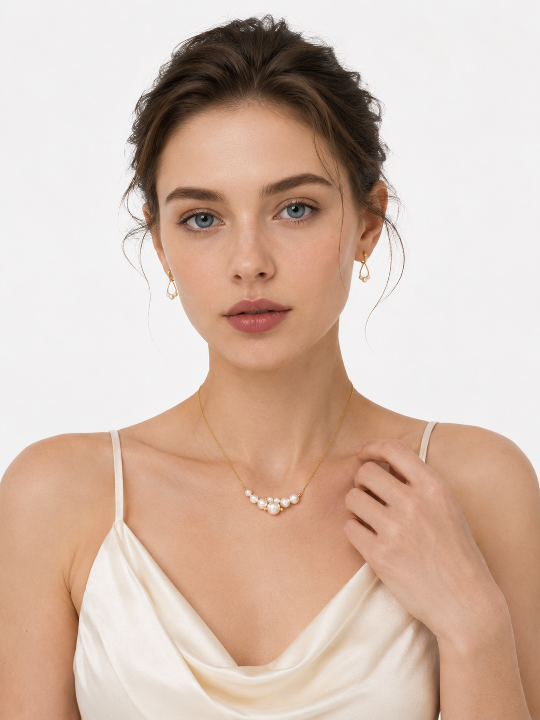 CHÉLIA Perle Constellation Necklace