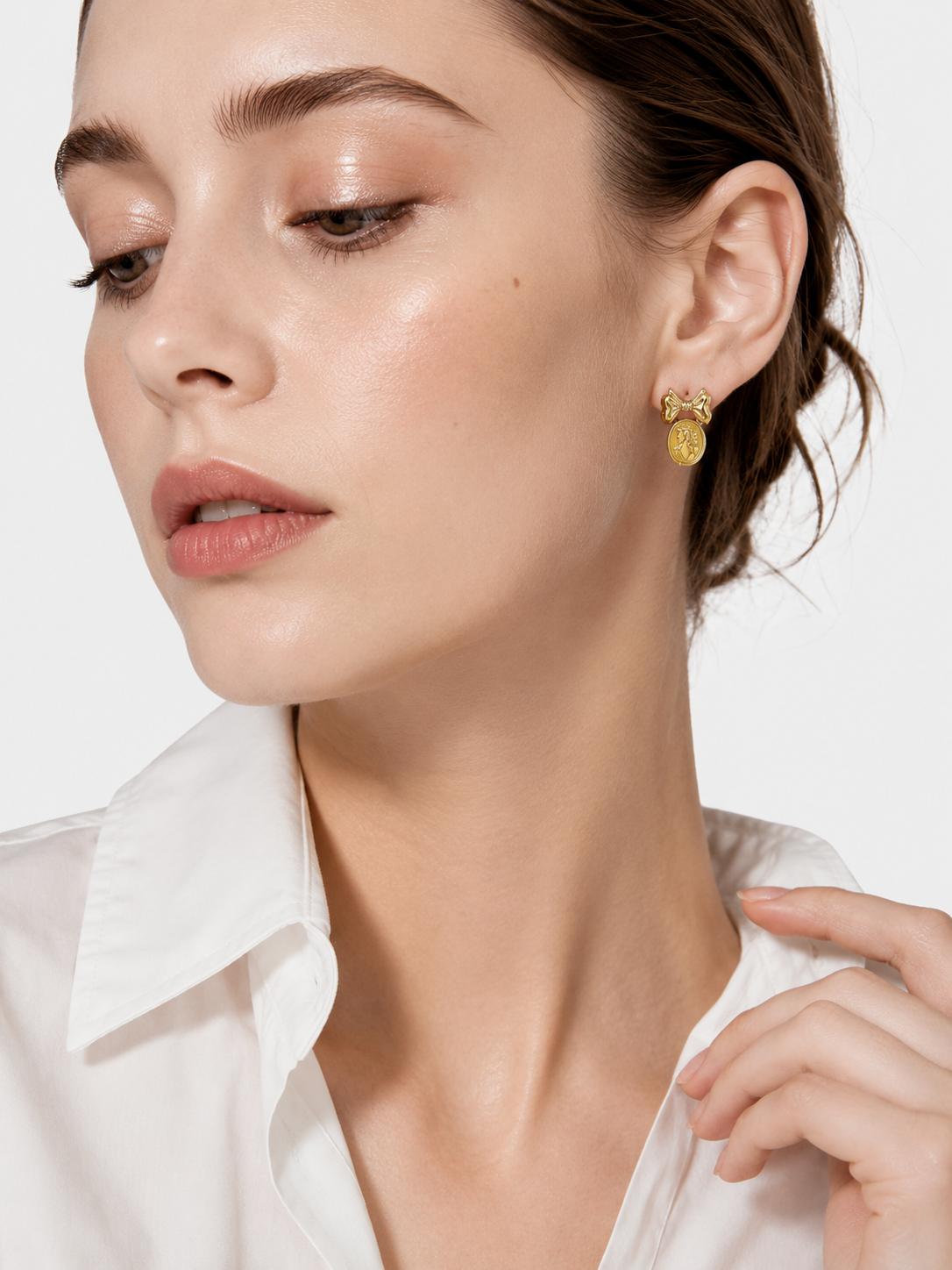 CHÉLIA LUX Héritage Bow Earrings