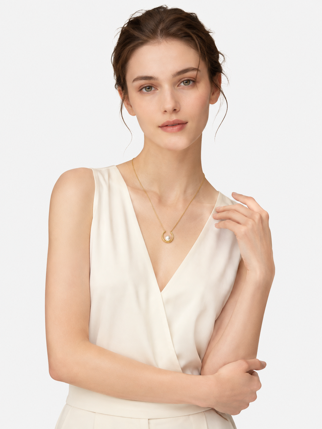CHÉLIA Luna Pearl Necklace