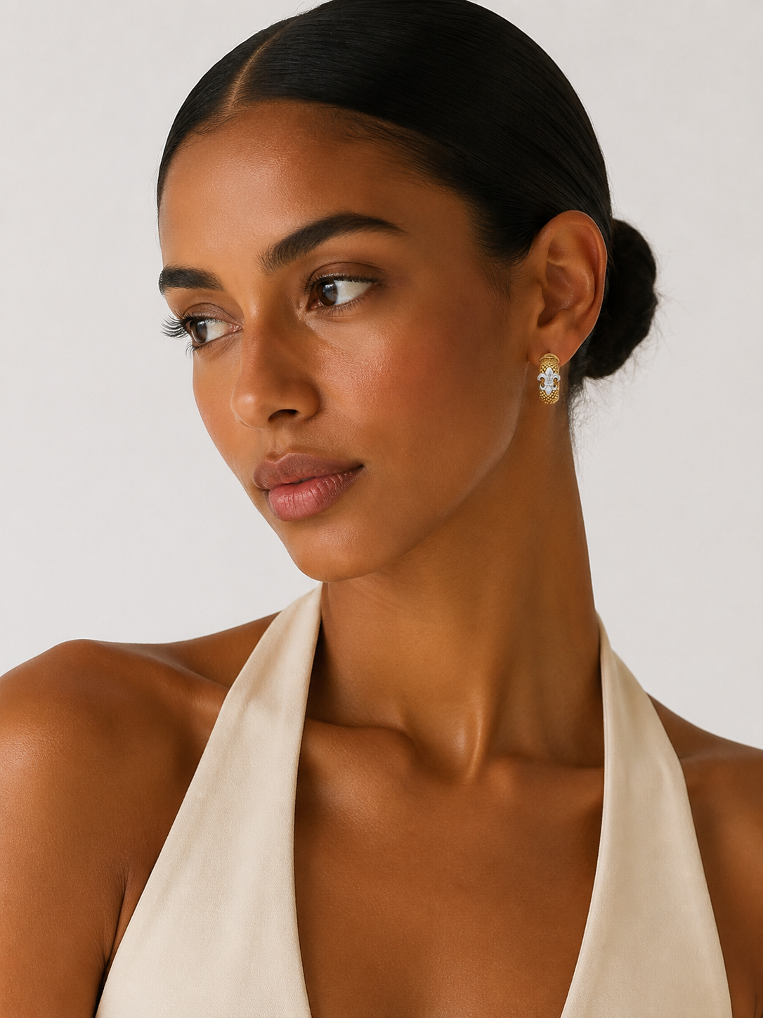 CHÉLIA MILANO Fiora Intreccio Hoop Earrings